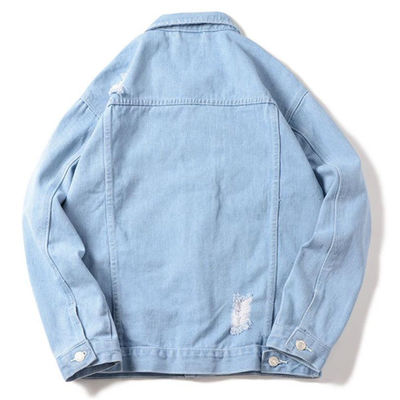 แจ็คเก็ตยีนส์ผ้าฝ้ายโพลีเอสเตอร์เย็บปักถักร้อย Streetwear แจ็คเก็ตขี่สบาย ๆ